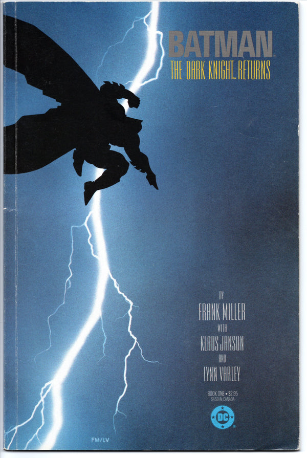 Batman The Dark Knight Returns Book 1